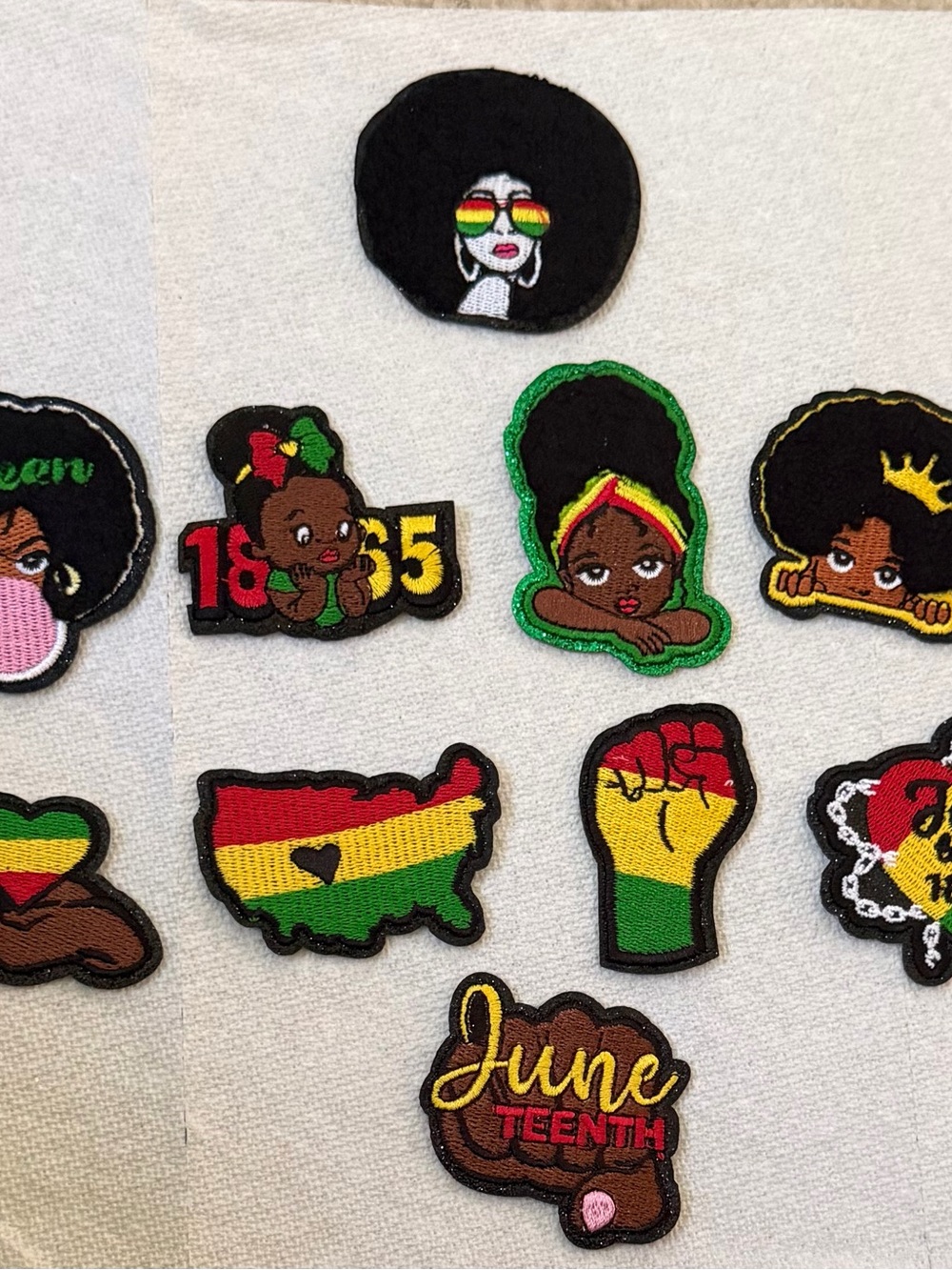 10 Iron on Embroidered Patches